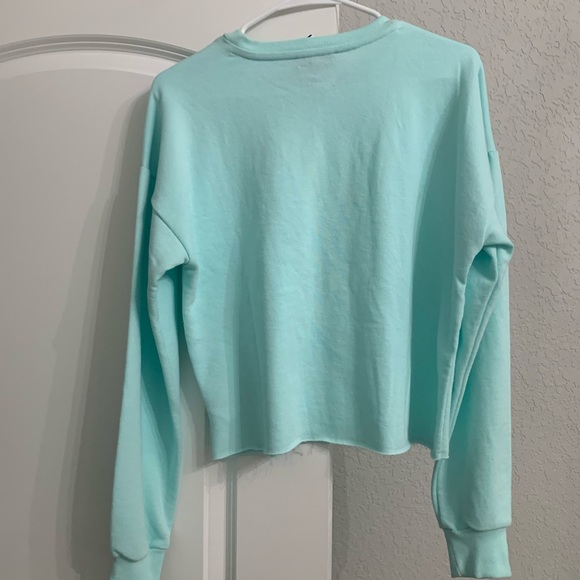 Juicy Couture Small sweater crop - Picture 3 of 3